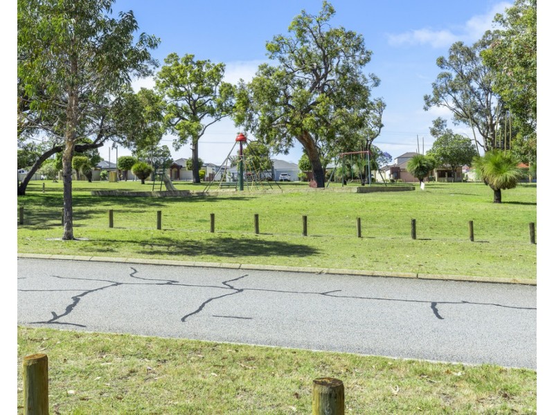 25B Pycombe Way, Westminster WA 6061