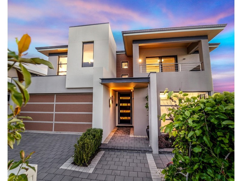 15 Como Way, Stirling WA 6021