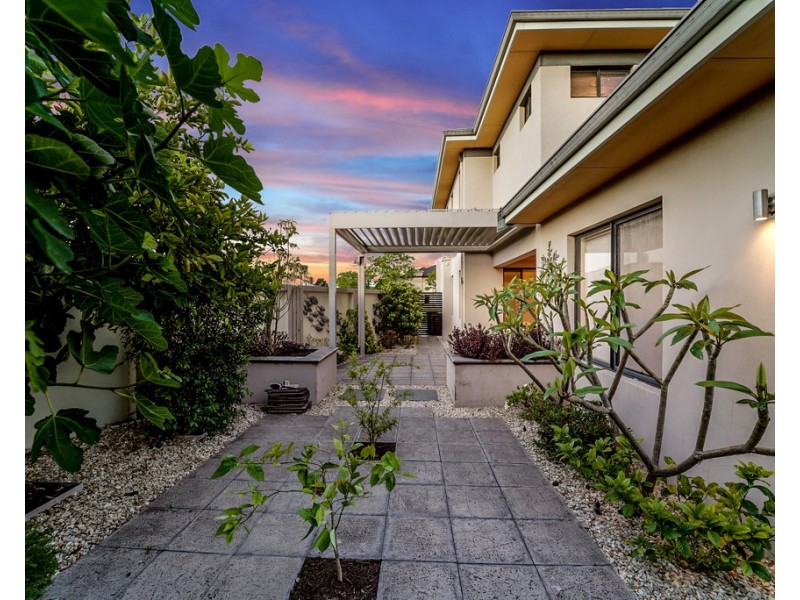 15 Como Way, Stirling WA 6021