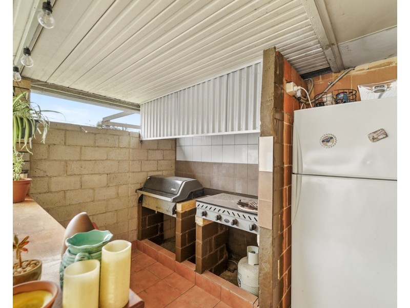 4 Coatelan Drive, Stirling WA 6021