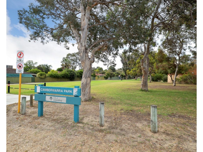2 Mayflower Crescent, Craigie WA 6025