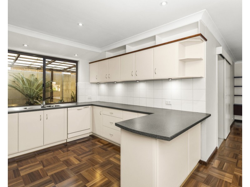 25 Maybud Road, Duncraig WA 6023