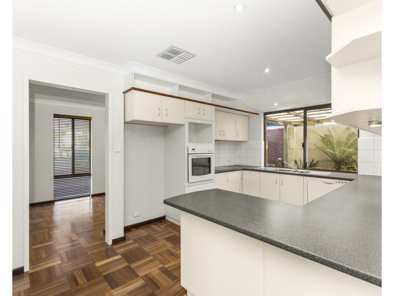 25 Maybud Road, Duncraig WA 6023