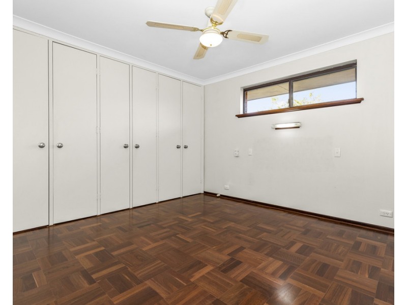 25 Maybud Road, Duncraig WA 6023