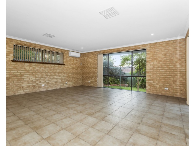 25 Maybud Road, Duncraig WA 6023