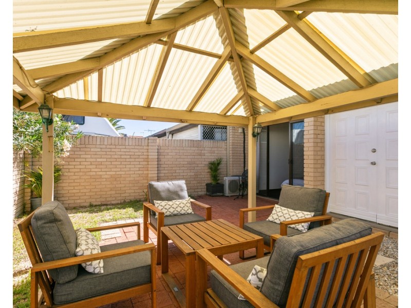 9a Maritana Road, Kallaroo WA 6025