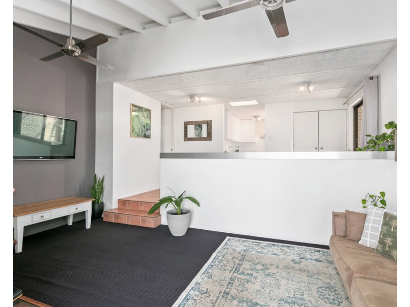 9a Maritana Road, Kallaroo WA 6025