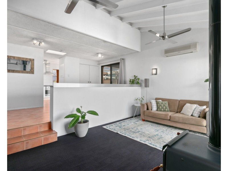 9a Maritana Road, Kallaroo WA 6025