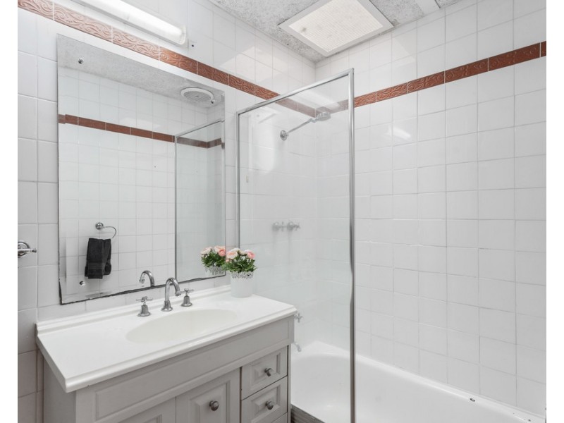 9a Maritana Road, Kallaroo WA 6025