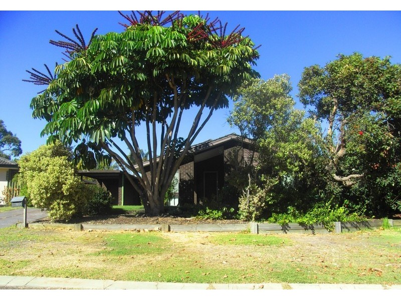 10 Ayton Way, Duncraig WA 6023