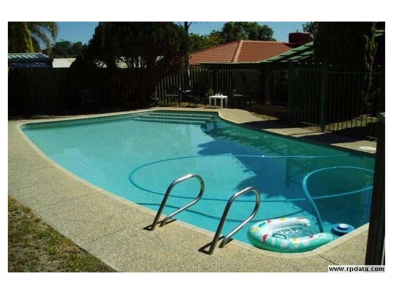 10 Ayton Way, Duncraig WA 6023