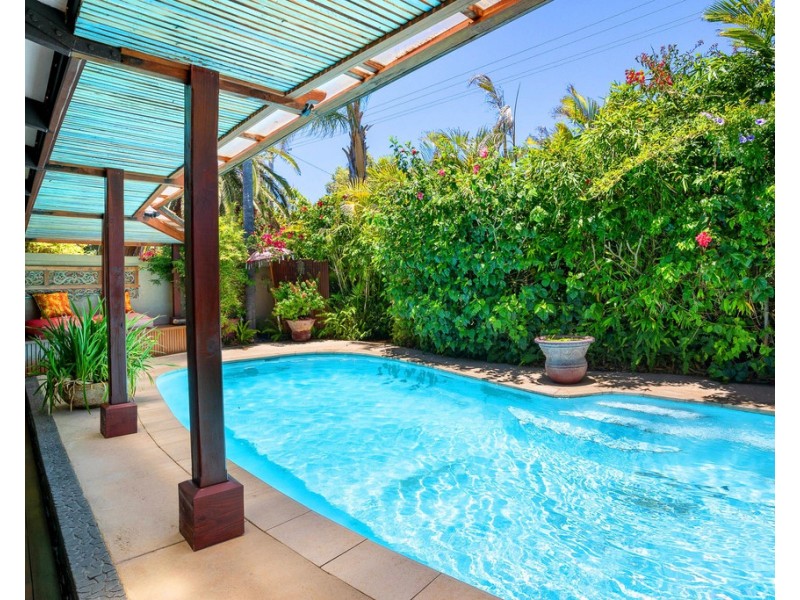 2 Tifera Circle, Kallaroo WA 6025