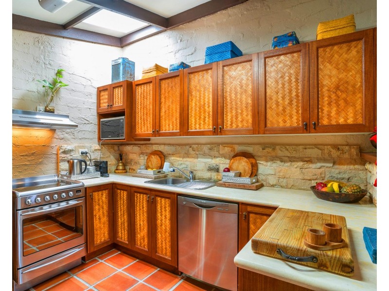 2 Tifera Circle, Kallaroo WA 6025