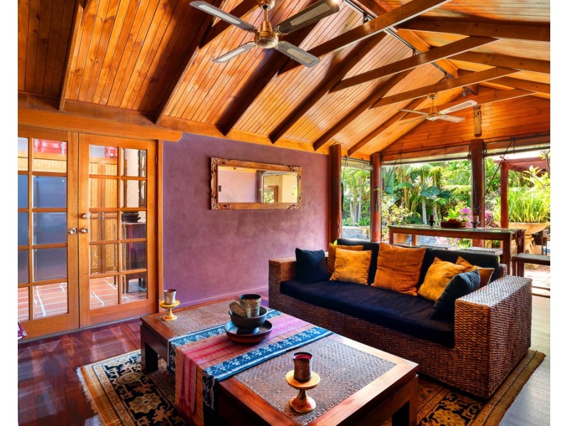 2 Tifera Circle, Kallaroo WA 6025