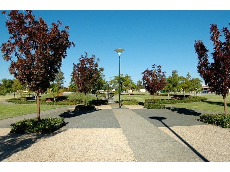 18 Canopus Loop, Hammond Park WA 6164