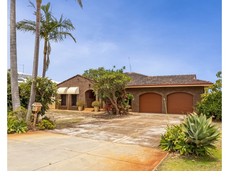 48 Susan Road, Madeley WA 6065