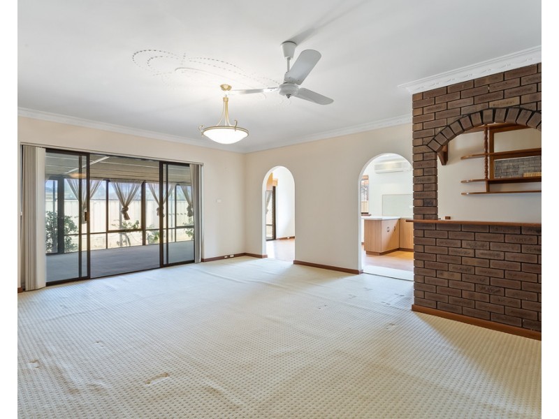 48 Susan Road, Madeley WA 6065