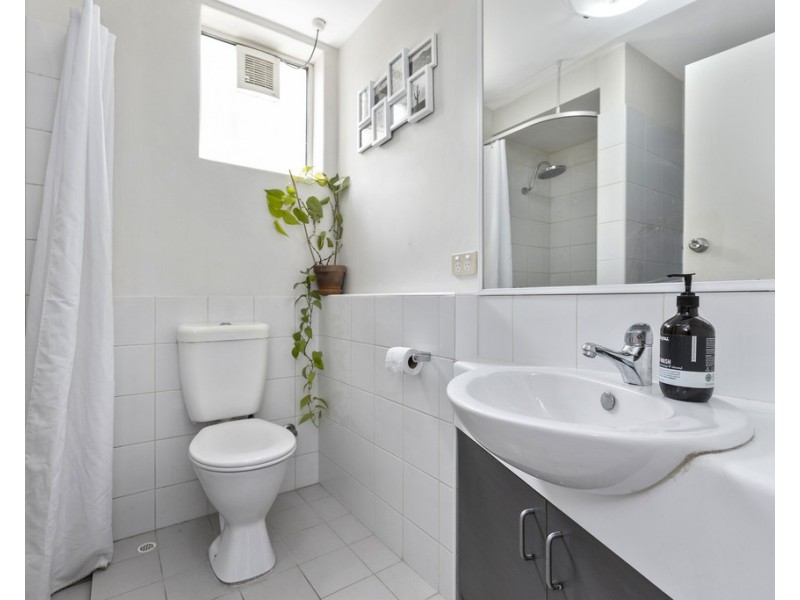 1/38 Cunningham Terrace, Daglish WA 6008