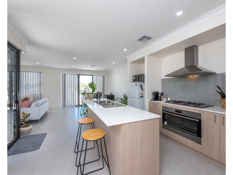 34A Currajong crescent, Craigie WA 6025