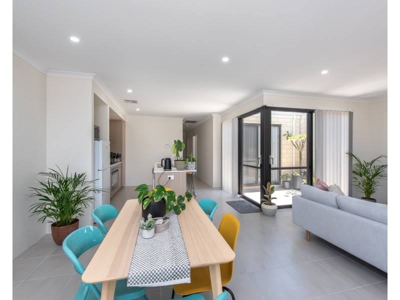 34A Currajong crescent, Craigie WA 6025