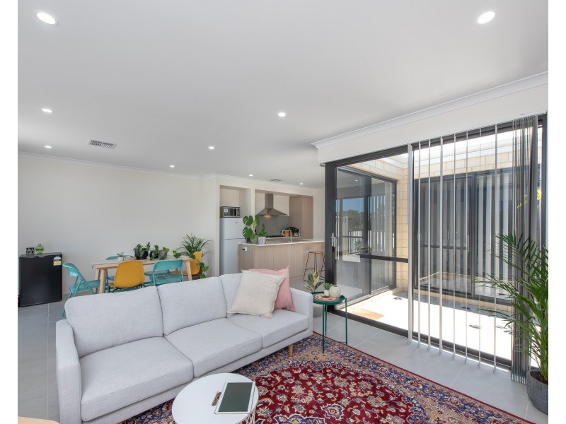 34A Currajong crescent, Craigie WA 6025