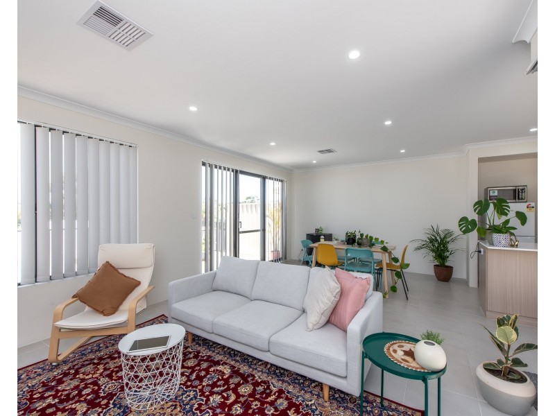 34A Currajong crescent, Craigie WA 6025