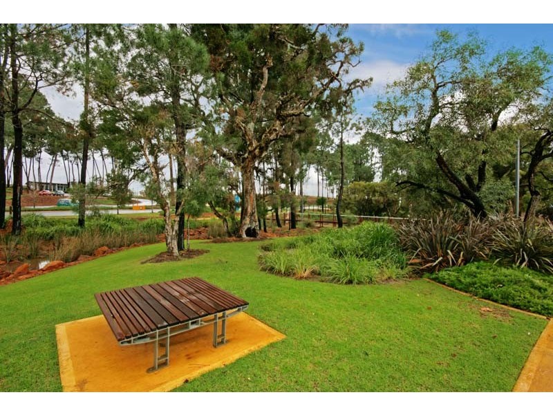 5 Mansfield Way, Piara Waters WA 6112