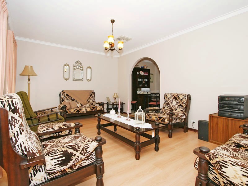 12 Nalpa Way, Duncraig WA 6023