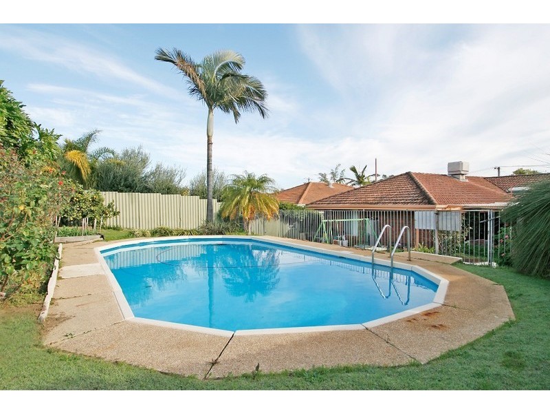 12 Nalpa Way, Duncraig WA 6023