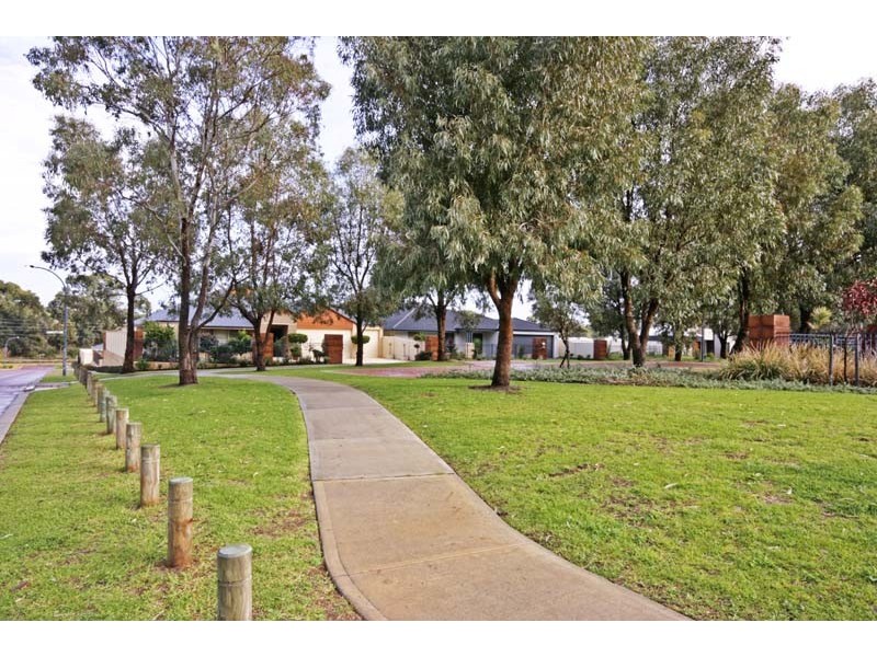 12 Edgecumbe Way, Baldivis WA 6171