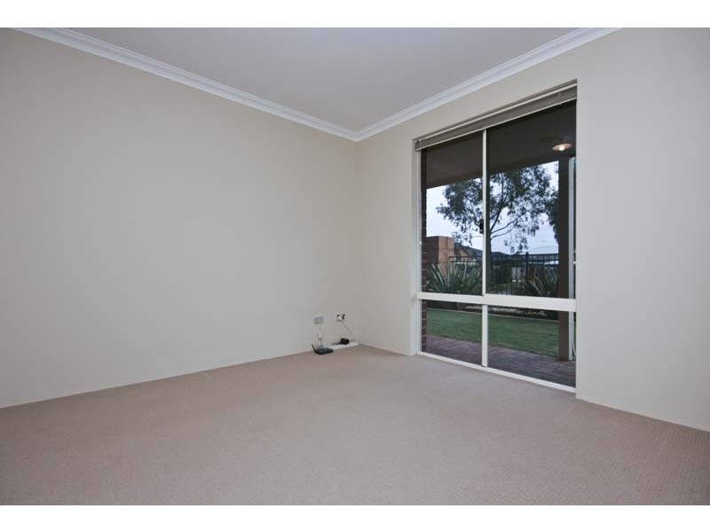 12 Edgecumbe Way, Baldivis WA 6171