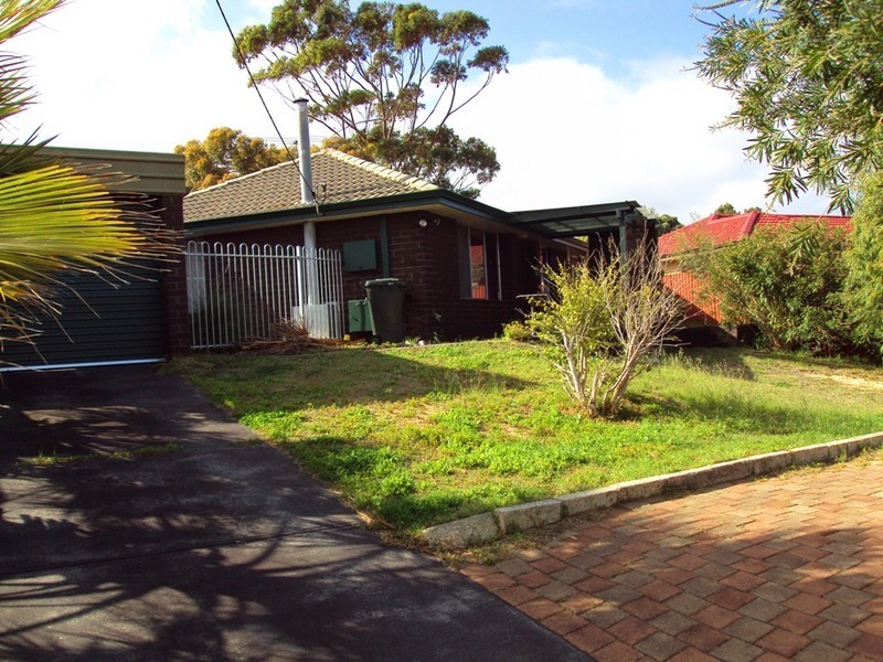 6 Sailfish Close, Beldon WA 6027