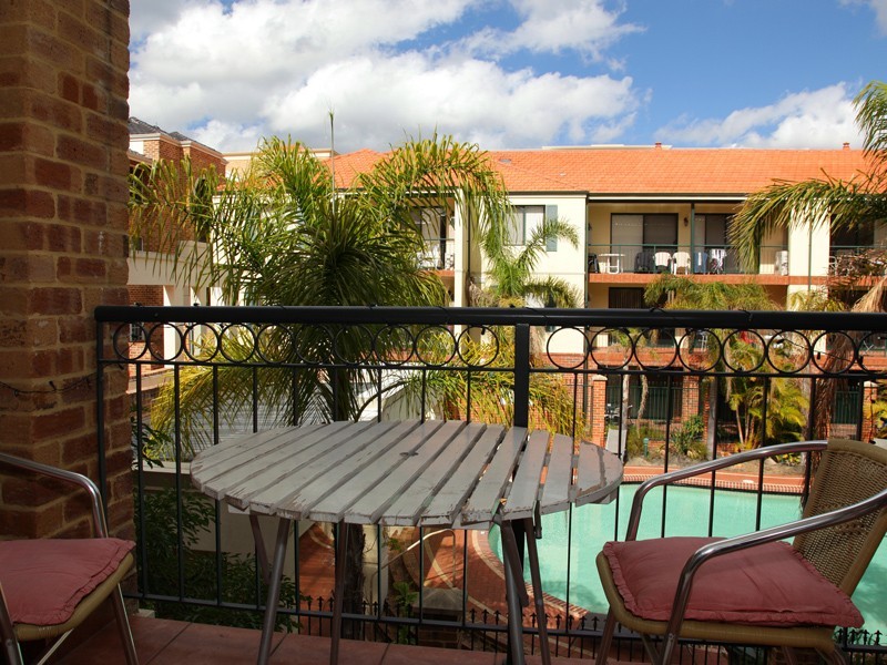 71/125 Wellington Street, East Perth WA 6004