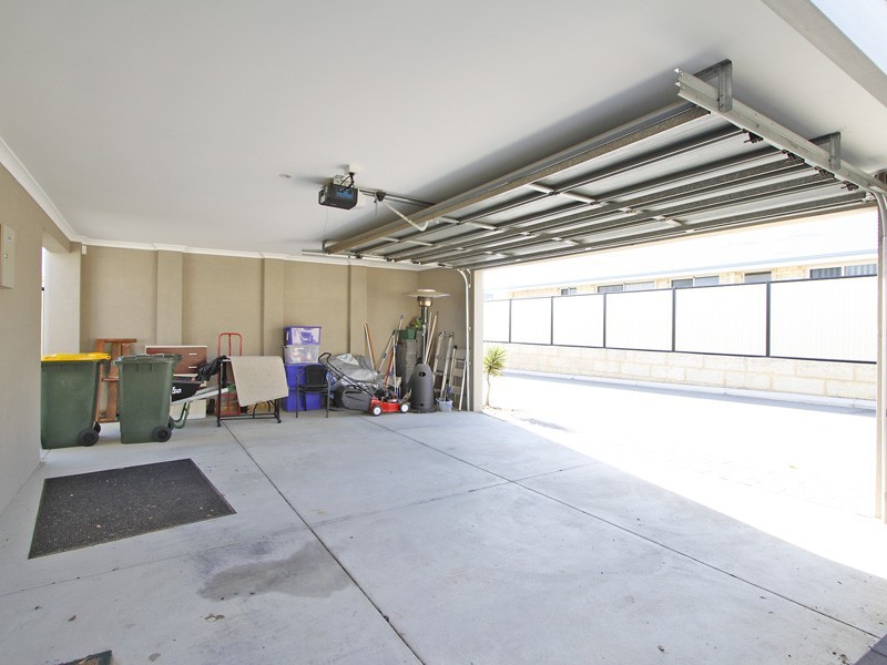 28 Somerly Drive, Clarkson WA 6030