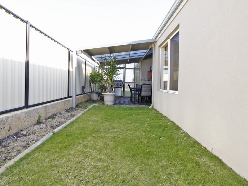28 Somerly Drive, Clarkson WA 6030