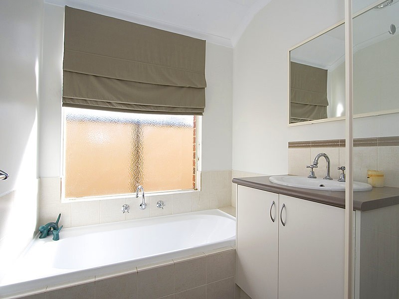 6 Ridglea Link, Clarkson WA 6030