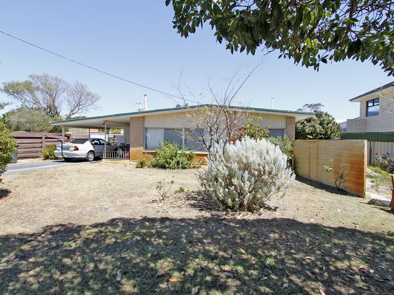 34 La Grange Street, Innaloo WA 6018