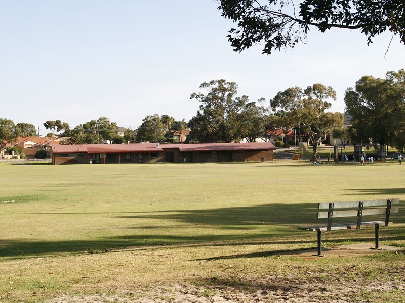 27 Birdwood Street, Innaloo WA 6018