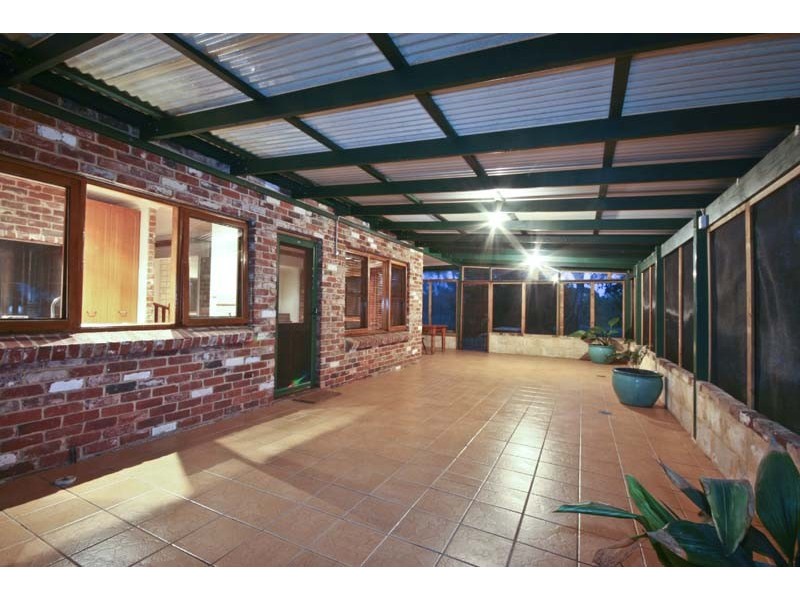 31 Greenlees Way, Carabooda WA 6033