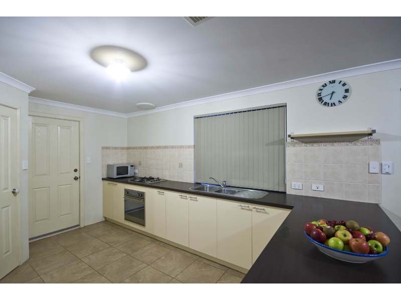 8 Atanasoff Road, Tapping WA 6065