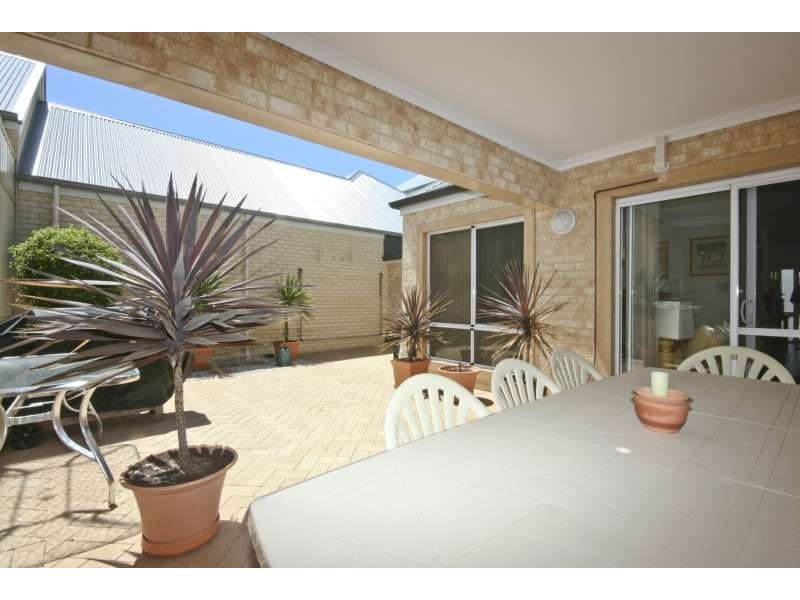 29 The Ramble Harbourside Village, Mindarie WA 6030