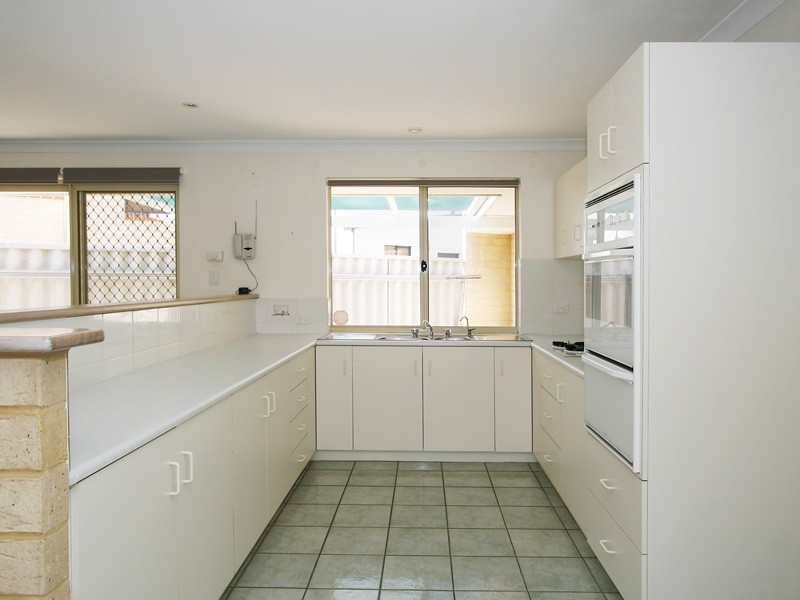 275 Grand Promenade, Doubleview WA 6018