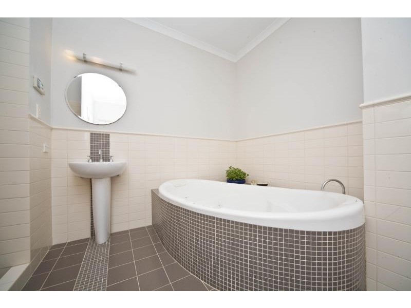 75 Brookmount Drive, Ellenbrook WA 6069