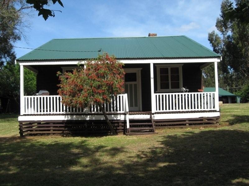 12 Nyamup Road, Dingup WA 6258