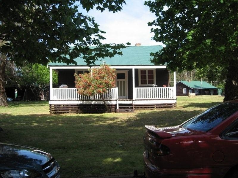 12 Nyamup Road, Dingup WA 6258