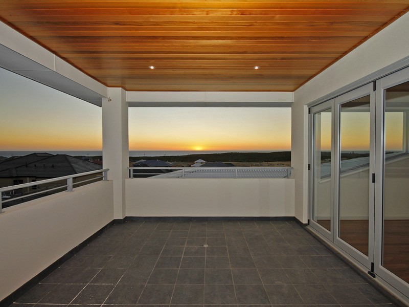 5 Tulum Approach, Iluka WA 6028