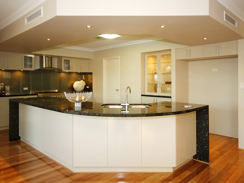 5 Tulum Approach, Iluka WA 6028