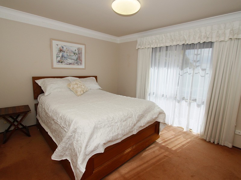 16 Solander Road, Hillarys WA 6025