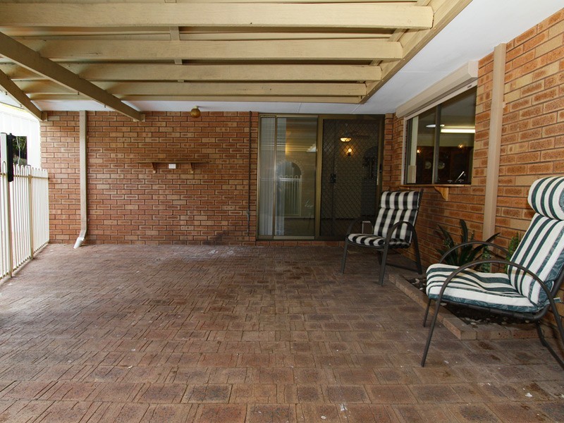 16 Solander Road, Hillarys WA 6025