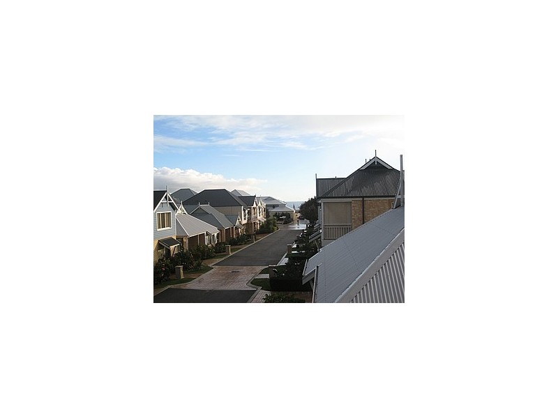 25 The Walk, Mindarie WA 6030